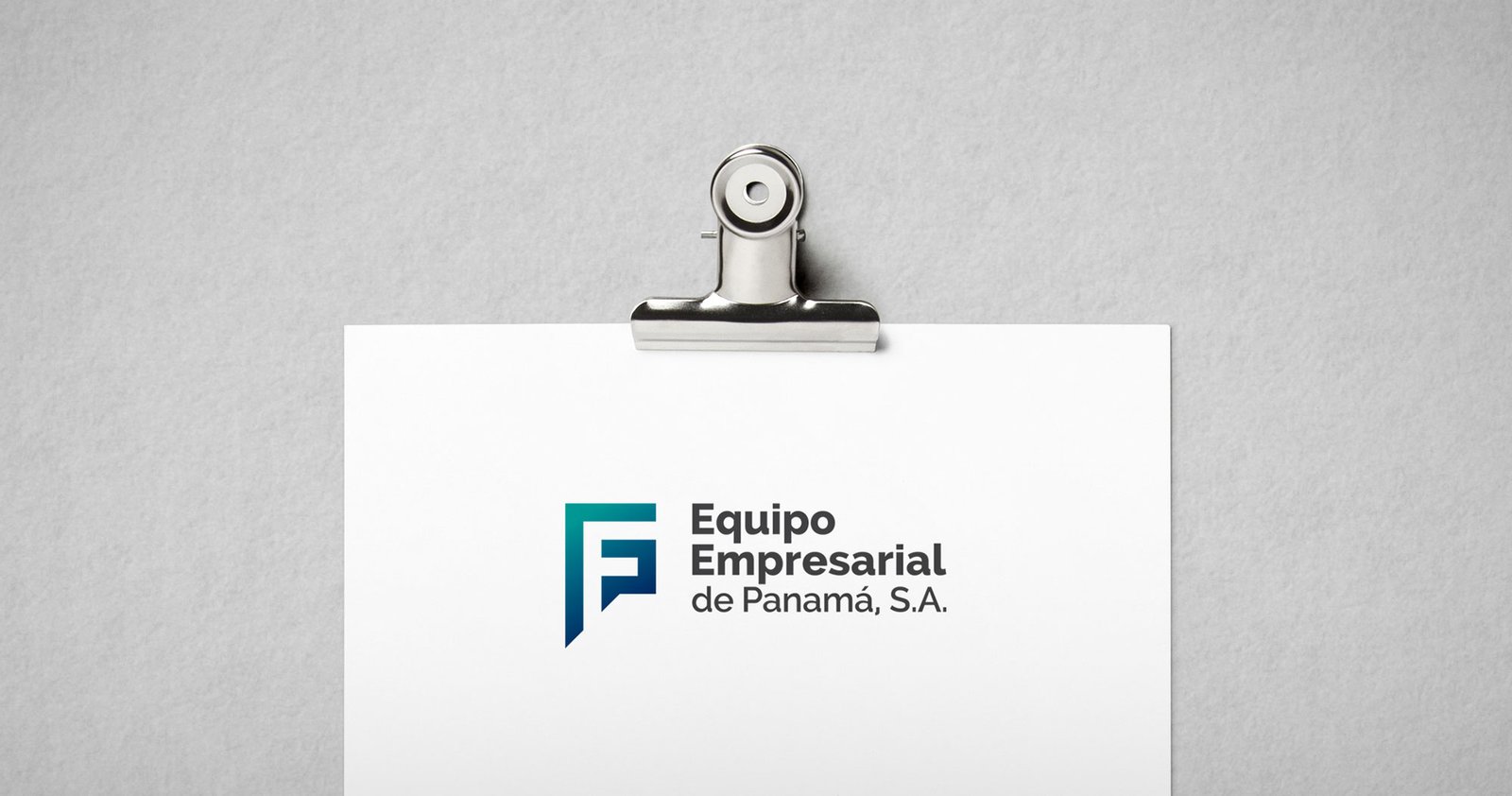 E2 00